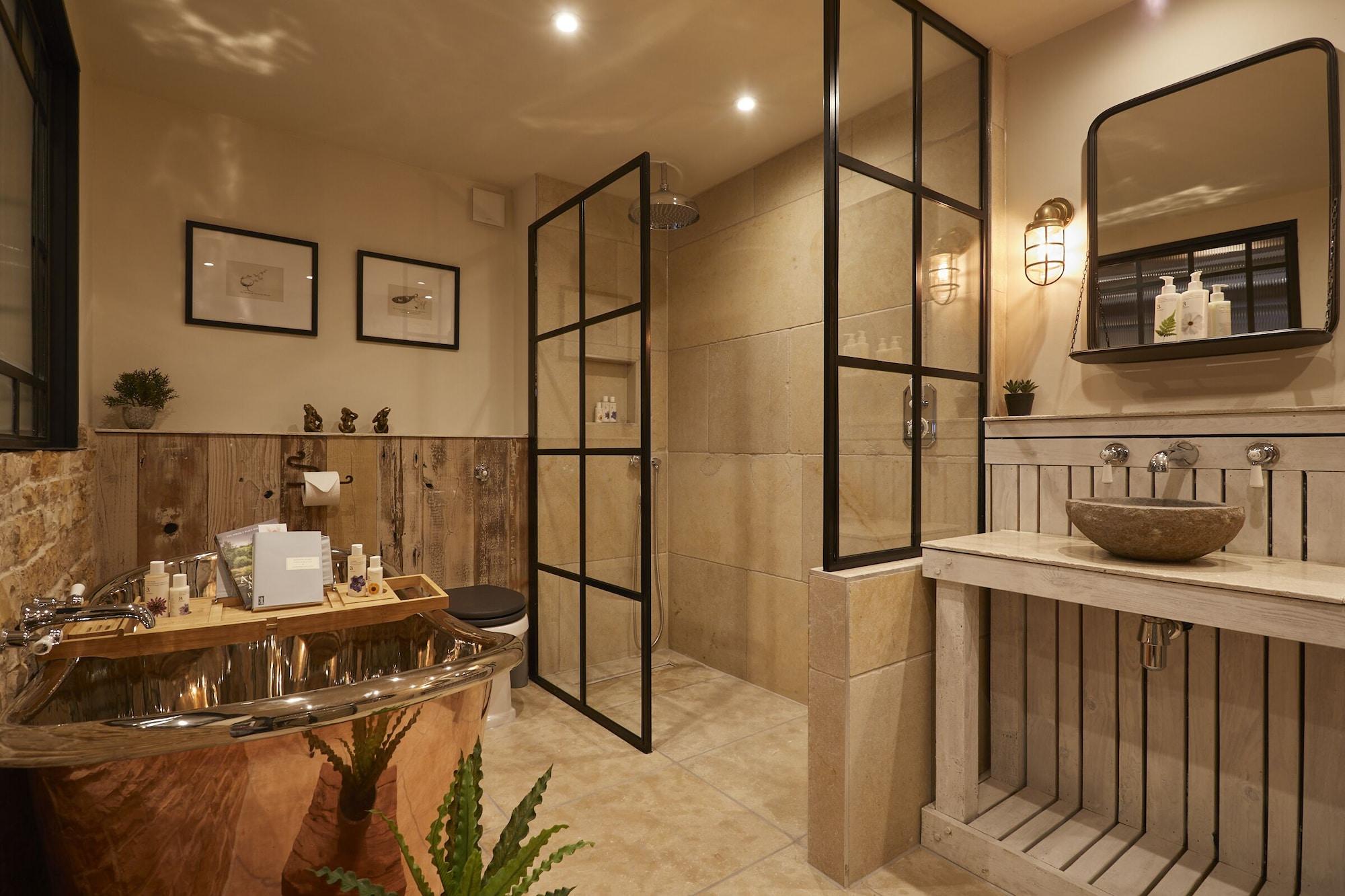 The Crown Of Crucis Country Inn And Hotel Cirencester Bagian luar foto