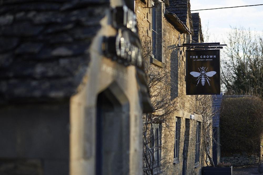 The Crown Of Crucis Country Inn And Hotel Cirencester Bagian luar foto